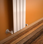 Radiva Tip 10V Dekoratif Radyatör 1800x292 Beyaz - 210V18000292B1PS - İthal Dekoratif Radyatör