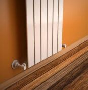 Radiva Tip 10V Dekoratif Radyatör 600x440 Beyaz - 210V06000440B1PS - İthal Dekoratif Radyatör